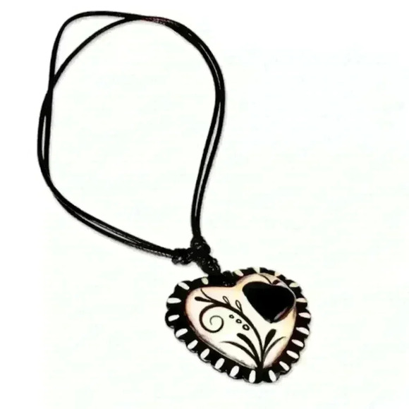 Handmade Hand-painted Papier Mache Necklace - "Two Loving Hearts" Pattern - Picture 3 of 4